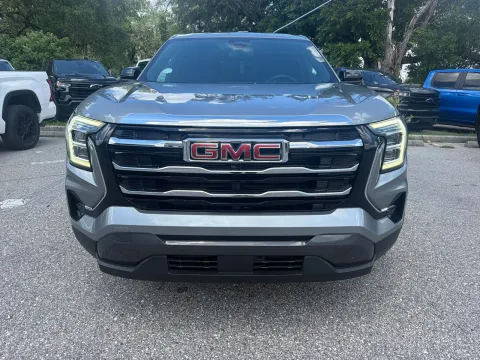 More photos of 2025 GMC Terrain FWD Elevation at Evo Motors, FL