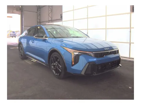 Photos of 2025 Kia K4 GT-Line Turbo TECHNOLOGY PACKAGE for sale in Seffner, FL at Evo Motors