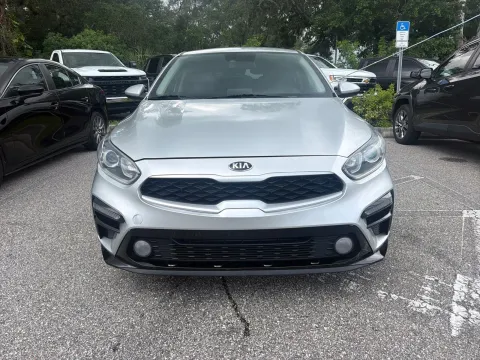 More photos of 2019 Kia Forte LXS at Evo Motors, FL