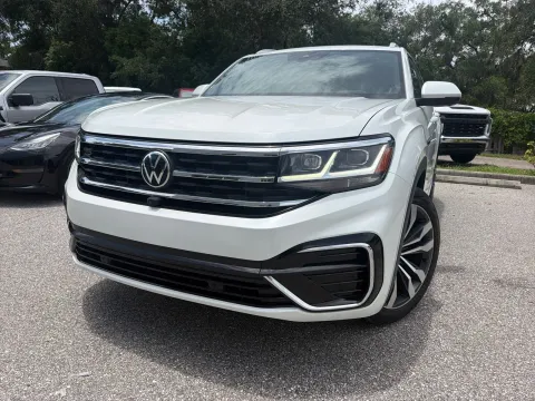 Another view of 2023 Volkswagen Atlas Cross Sport 3.6L V6 SEL Premium R-Line for sale in Seffner, FL at Evo Motors