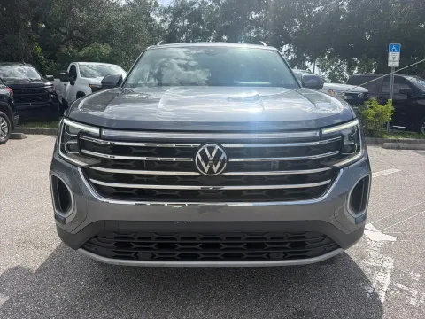 More photos of 2024 Volkswagen Atlas 2.0T SE w/Technology at Evo Motors, FL