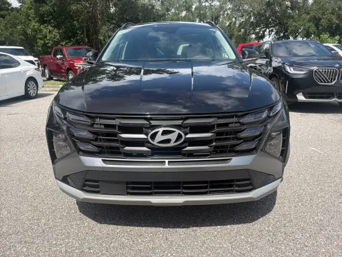 More photos of 2025 Hyundai Tucson SEL Convenience at Evo Motors, FL