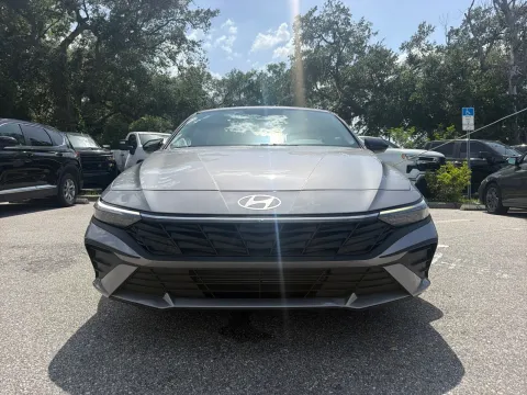 More photos of 2025 Hyundai Elantra SEL Sport at Evo Motors, FL