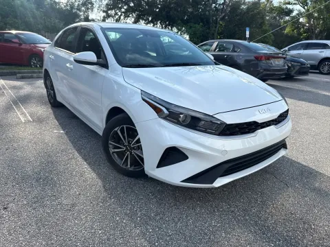 More photos of 2023 Kia Forte LXS at Evo Motors, FL