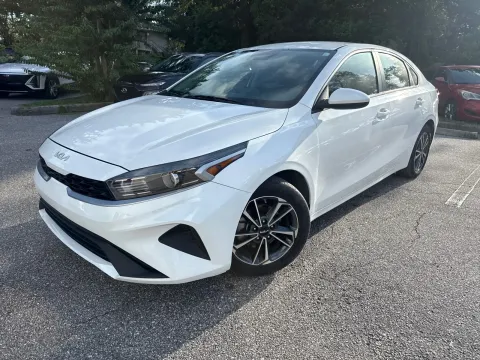 Photos of 2023 Kia Forte LXS for sale in Seffner, FL at Evo Motors