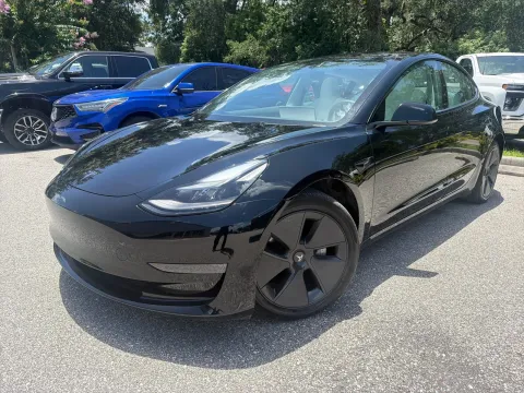 Photos of 2023 Tesla Model 3 for sale in Seffner, FL at Evo Motors