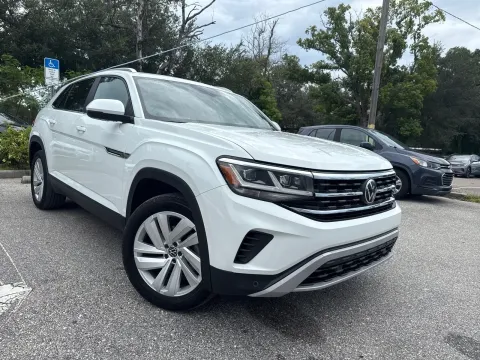 More photos of 2023 Volkswagen Atlas Cross Sport 3.6L V6 SE w/Technology at Evo Motors, FL