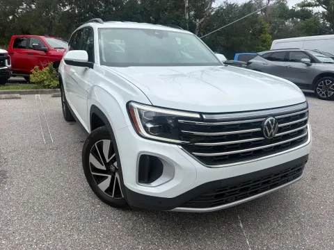 More photos of 2025 Volkswagen Atlas 2.0T SE w/Technology at Evo Motors, FL
