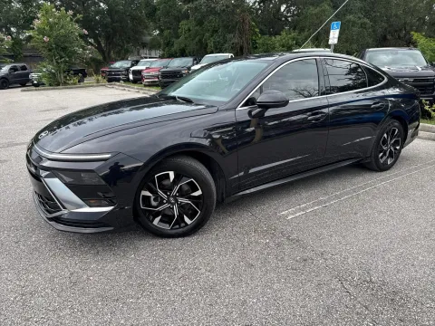 Another view of 2025 Hyundai Sonata SEL for sale in Seffner, FL at Evo Motors