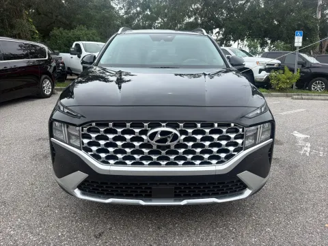 More photos of 2023 Hyundai Santa Fe SEL at Evo Motors, FL