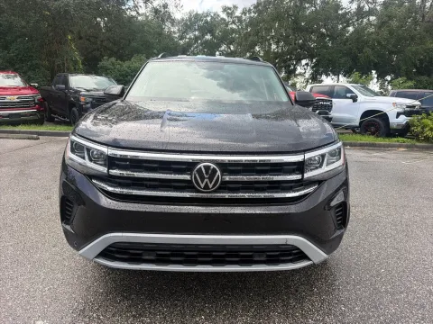 More photos of 2022 Volkswagen Atlas 2.0T SE w/Technology W/BLACK WHEEL PACKAGE at Evo Motors, FL