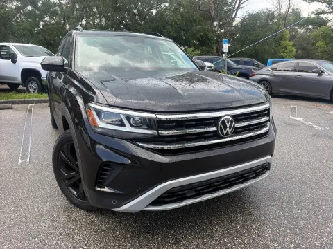 More photos of 2022 Volkswagen Atlas 2.0T SE w/Technology W/BLACK WHEEL PACKAGE at Evo Motors, FL