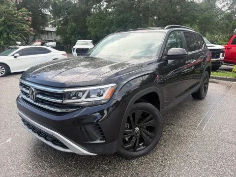 Photos of 2022 Volkswagen Atlas 2.0T SE w/Technology W/BLACK WHEEL PACKAGE for sale in Seffner, FL at Evo Motors