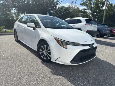 More photos of 2020 Toyota Corolla Hybrid LE at Evo Motors, FL