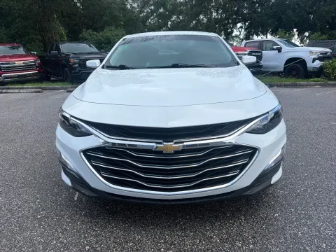 More photos of 2022 Chevrolet Malibu LS at Evo Motors, FL
