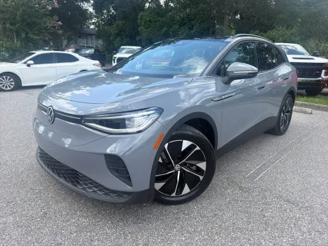 Photos of 2022 Volkswagen ID.4 Pro S w/PANO SUNROOF for sale in Seffner, FL at Evo Motors