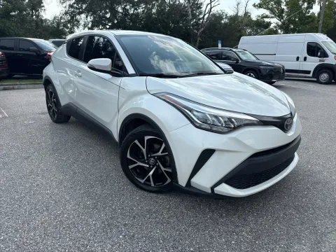 More photos of 2020 Toyota C-HR XLE at Evo Motors, FL
