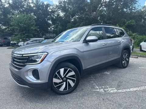 More photos of 2025 Volkswagen Atlas 2.0T SE w/Technology at Evo Motors, FL