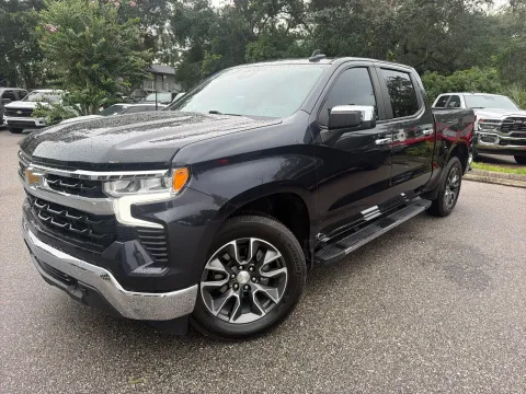 Photos of 2023 Chevrolet Silverado 1500 LT Crew Cab Diesel w/LEATHER & WHEELS for sale in Seffner, FL at Evo Motors