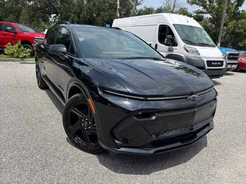 More photos of 2024 Chevrolet Equinox EV RS at Evo Motors, FL
