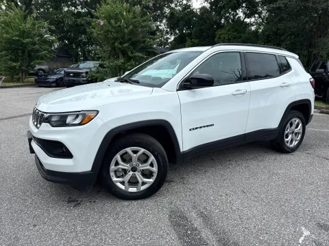Another view of 2025 Jeep Compass Latitude for sale in Seffner, FL at Evo Motors