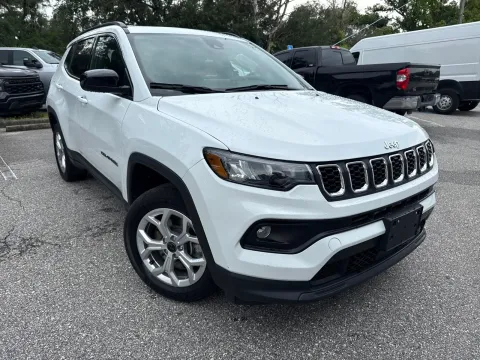 More photos of 2025 Jeep Compass Latitude at Evo Motors, FL