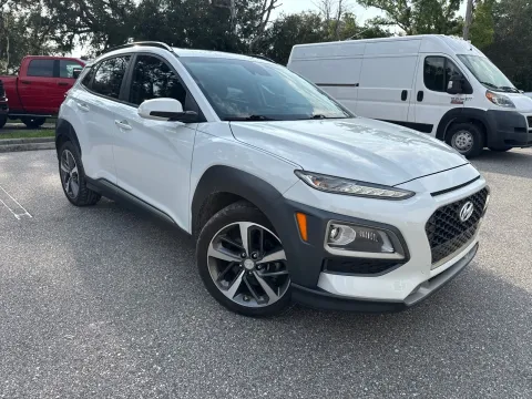 More photos of 2020 Hyundai Kona Limited at Evo Motors, FL