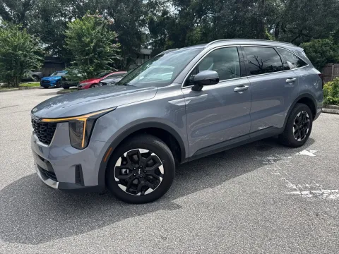 Another view of 2024 Kia Sorento S AWD for sale in Seffner, FL at Evo Motors