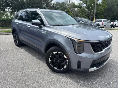 More photos of 2024 Kia Sorento S AWD at Evo Motors, FL