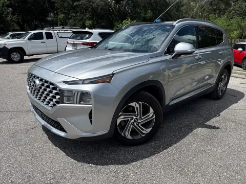 Photos of 2022 Hyundai Santa Fe SEL W/CONVENIENCE + PREMIUM PACKAGE for sale in Seffner, FL at Evo Motors
