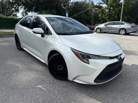 More photos of 2021 Toyota Corolla LE at Evo Motors, FL