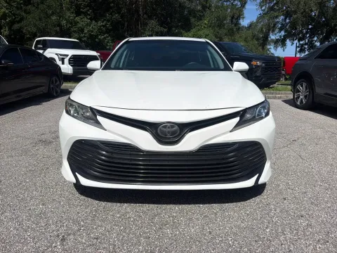 More photos of 2019 Toyota Camry LE at Evo Motors, FL
