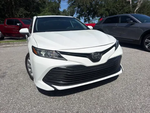 More photos of 2019 Toyota Camry LE at Evo Motors, FL