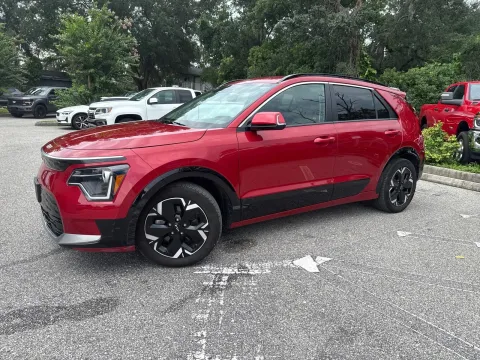 More photos of 2023 Kia Niro EV Wind at Evo Motors, FL