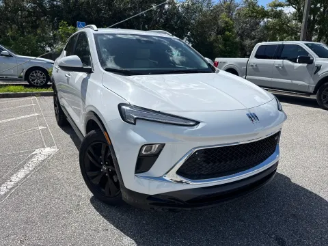 More photos of 2024 Buick Encore GX Sport Touring at Evo Motors, FL