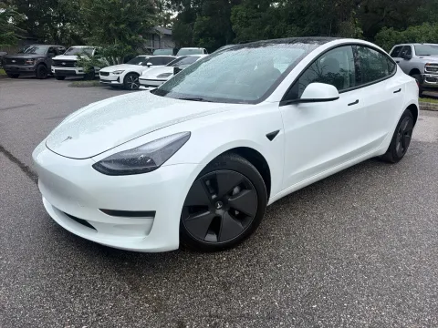 Photos of 2023 Tesla Model 3 for sale in Seffner, FL at Evo Motors