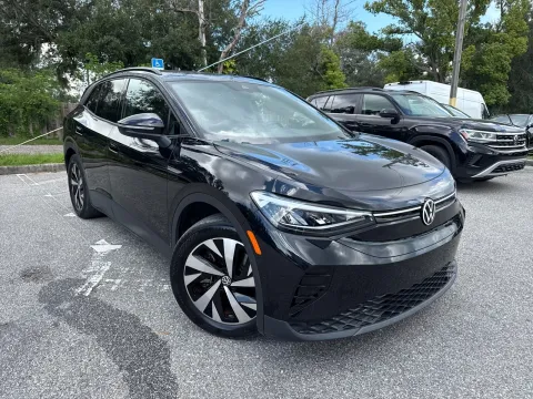More photos of 2023 Volkswagen ID.4 Pro at Evo Motors, FL