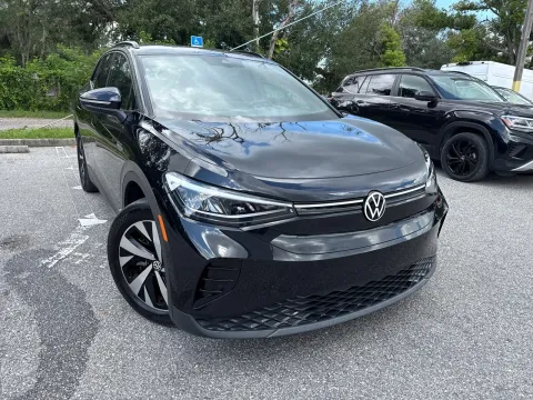 More photos of 2023 Volkswagen ID.4 Pro at Evo Motors, FL