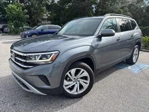 Photos of 2023 Volkswagen Atlas 2.0T SE w/Technology & PANORAMIC SUNROOF for sale in Seffner, FL at Evo Motors