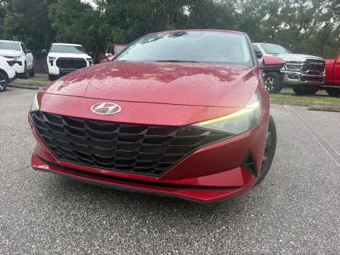 Another view of 2023 Hyundai Elantra SEL for sale in Seffner, FL at Evo Motors