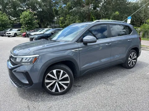 Another view of 2023 Volkswagen Taos SE for sale in Seffner, FL at Evo Motors