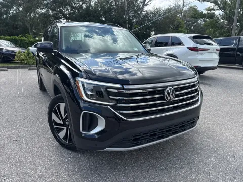 More photos of 2025 Volkswagen Atlas 2.0T SE w/Technology at Evo Motors, FL