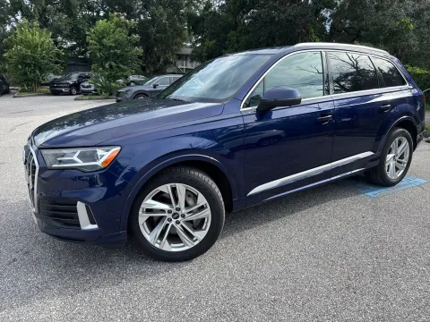 Another view of 2023 Audi Q7 Premium w/CONVENIENCE PACKAGE for sale in Seffner, FL at Evo Motors