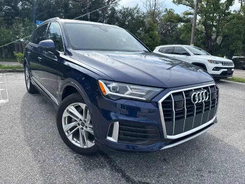 More photos of 2023 Audi Q7 Premium at Evo Motors, FL