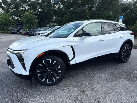 Another view of 2024 Chevrolet Blazer EV eAWD RS for sale in Seffner, FL at Evo Motors