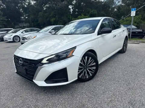 Photos of 2024 Nissan Altima 2.5 SV for sale in Seffner, FL at Evo Motors