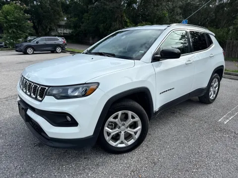 Photos of 2024 Jeep Compass Latitude for sale in Seffner, FL at Evo Motors