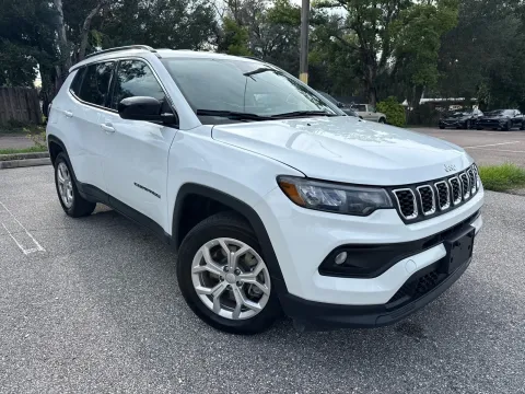 More photos of 2024 Jeep Compass Latitude at Evo Motors, FL