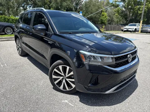 More photos of 2023 Volkswagen Taos SE W/PANORAMIC SUNROOF at Evo Motors, FL