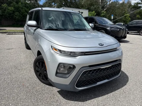 More photos of 2021 Kia Soul LX at Evo Motors, FL